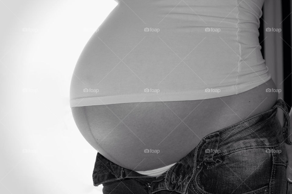 woman baby pregnant maternity by mattbphotos