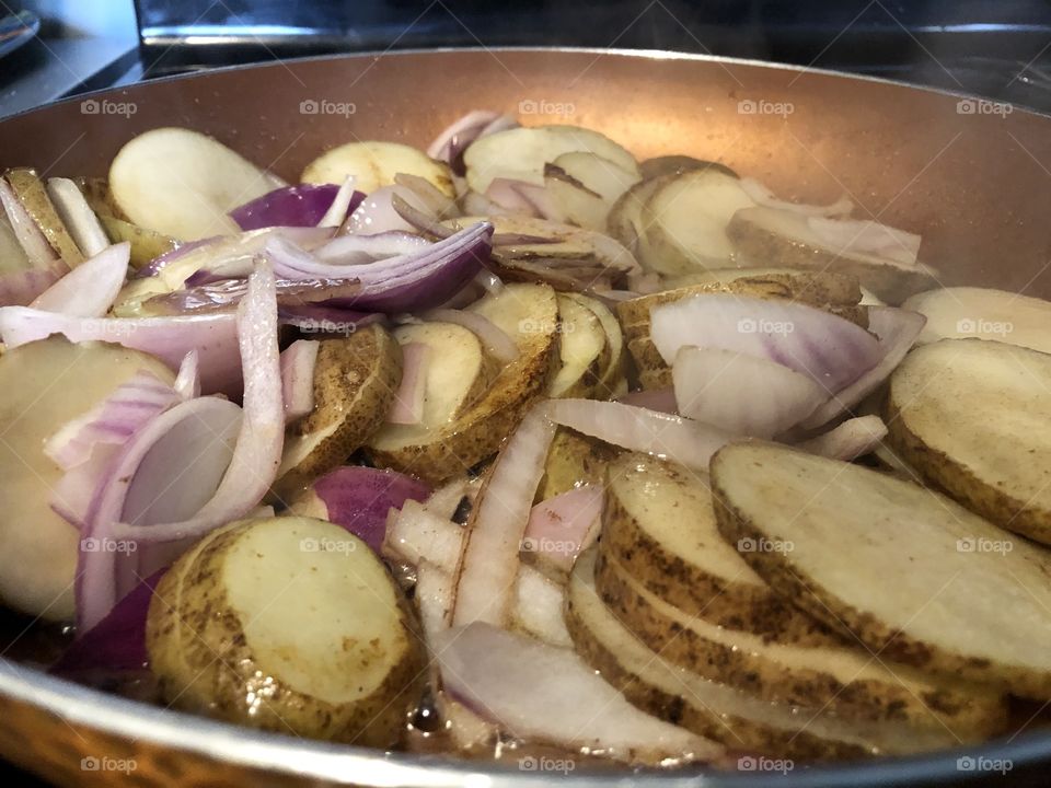 Yummy fried taters with onion