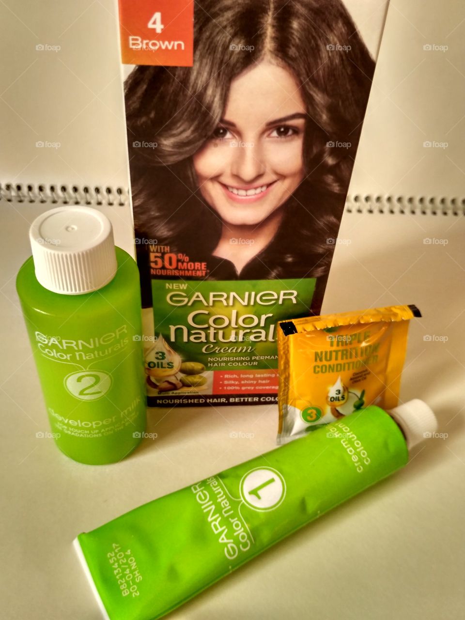 GARNIER hair color