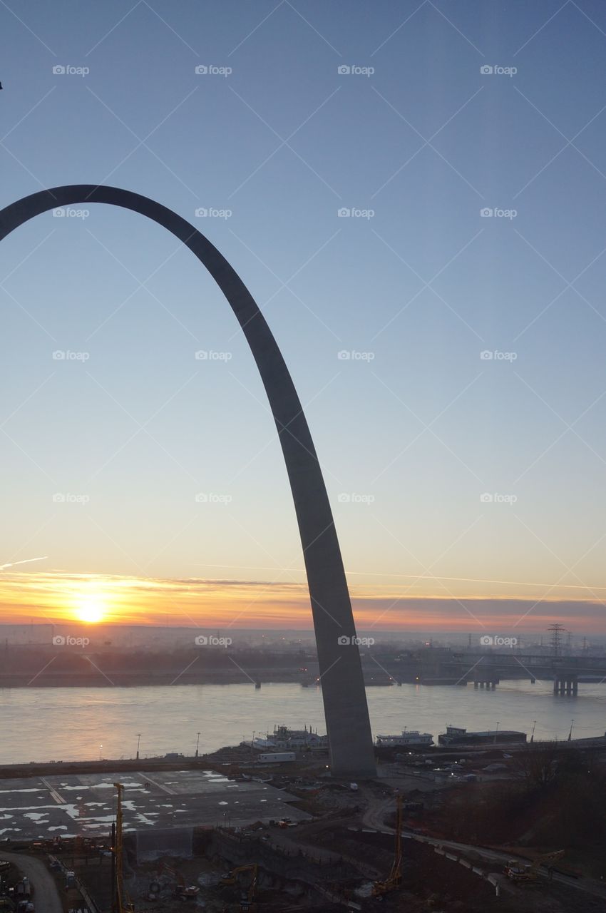 Sunrise and the St Louis Arch