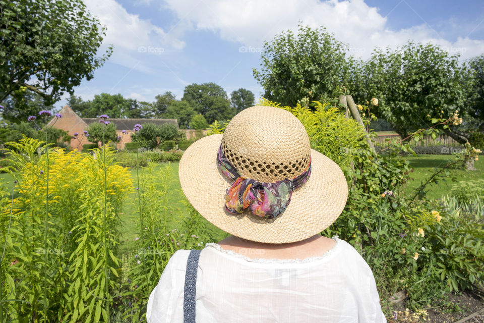 Woman. Straw hat