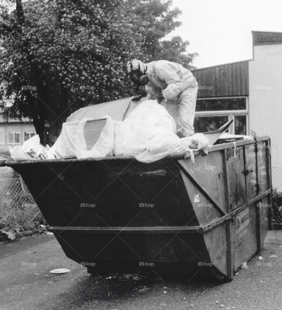 dumpster container toxic gasmask by MagnusPm
