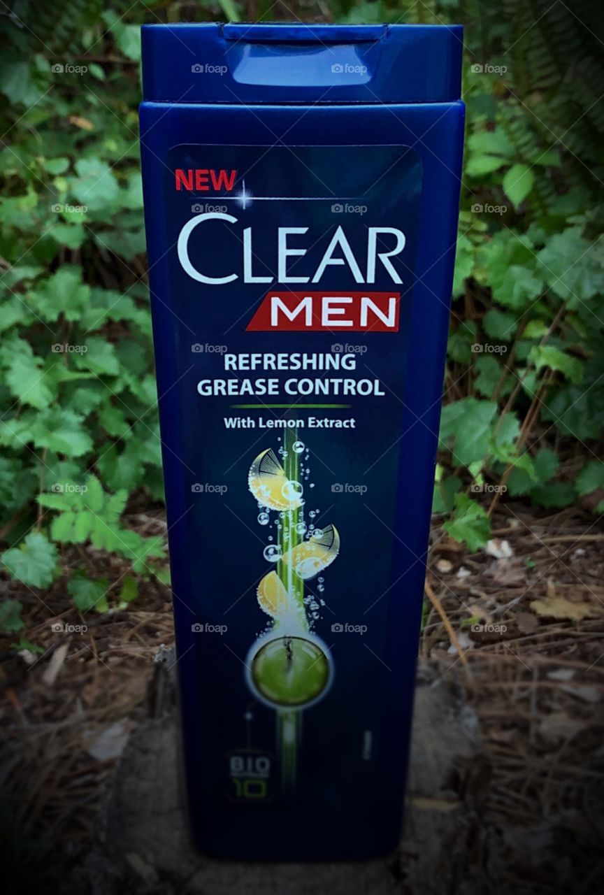 Refreshing Clear shampoo for Men.