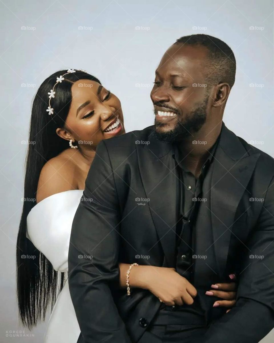 I saw home in your eyes and i found love in your smile. with you, 10 hours feel like 10 minutes.