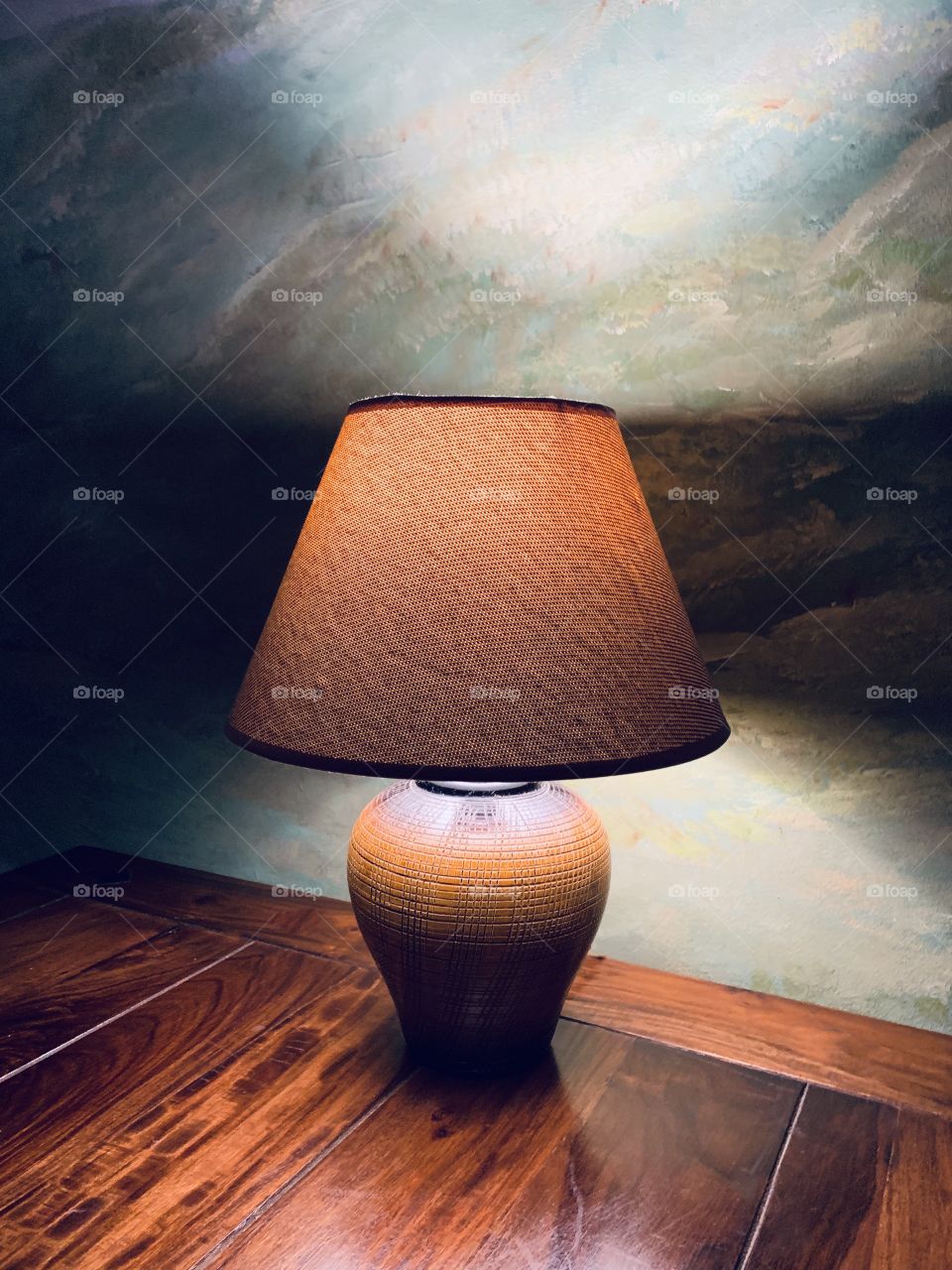 Lights and shadows of table lamp 