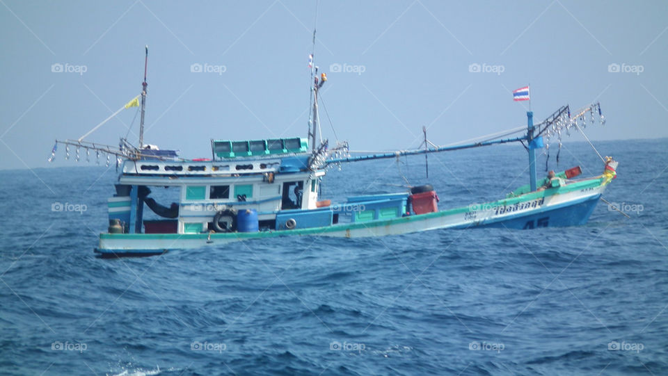 On the way to phi phi island