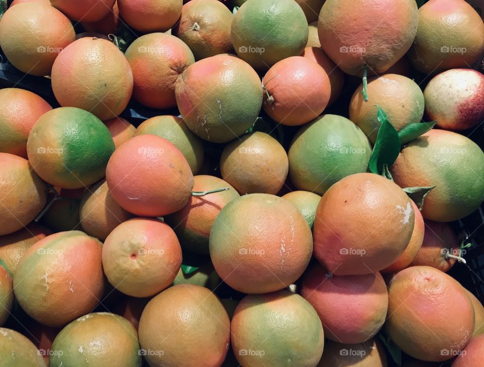 oranges at the street market