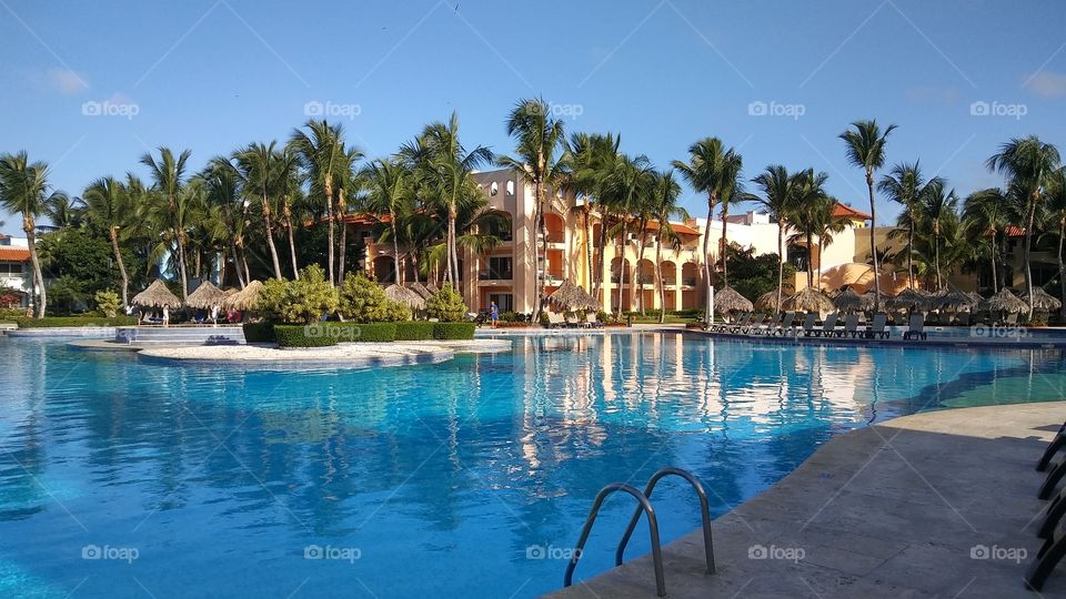 resort poolside