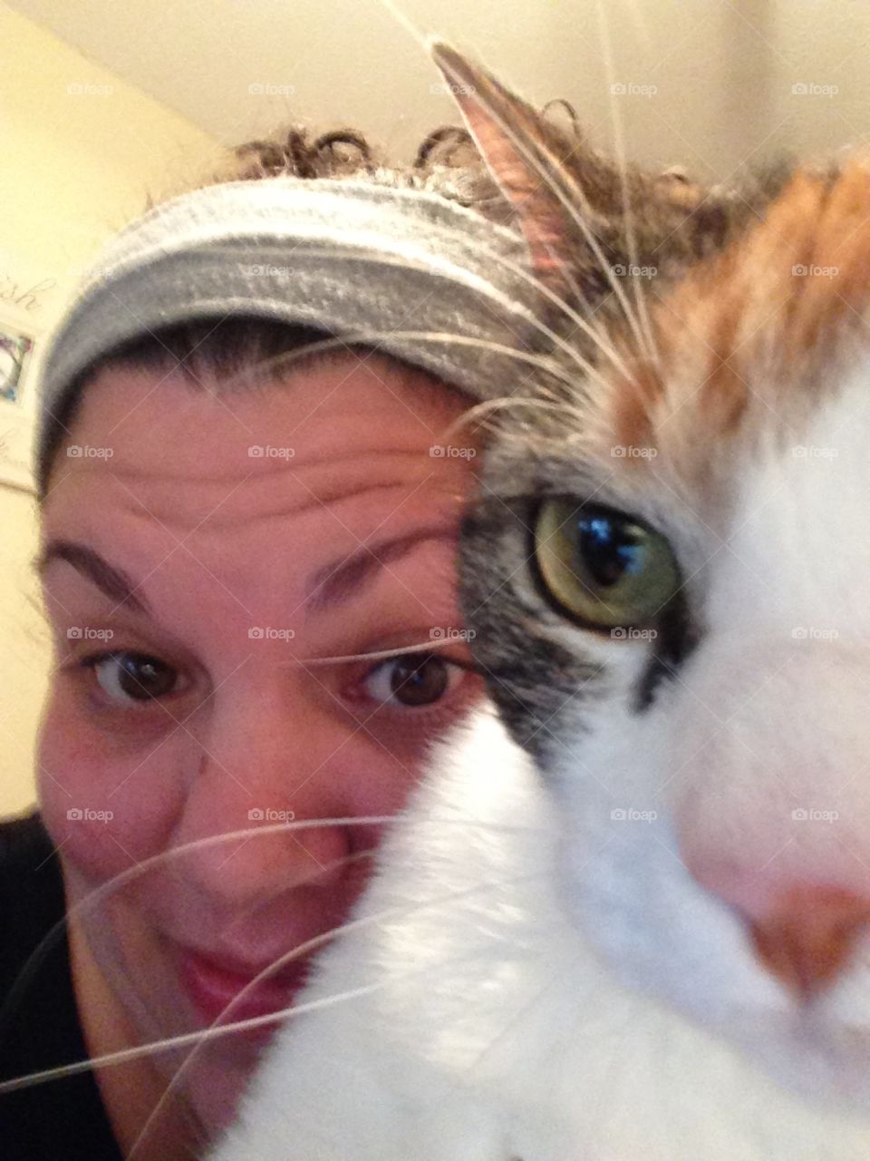 Cat eye selfie 