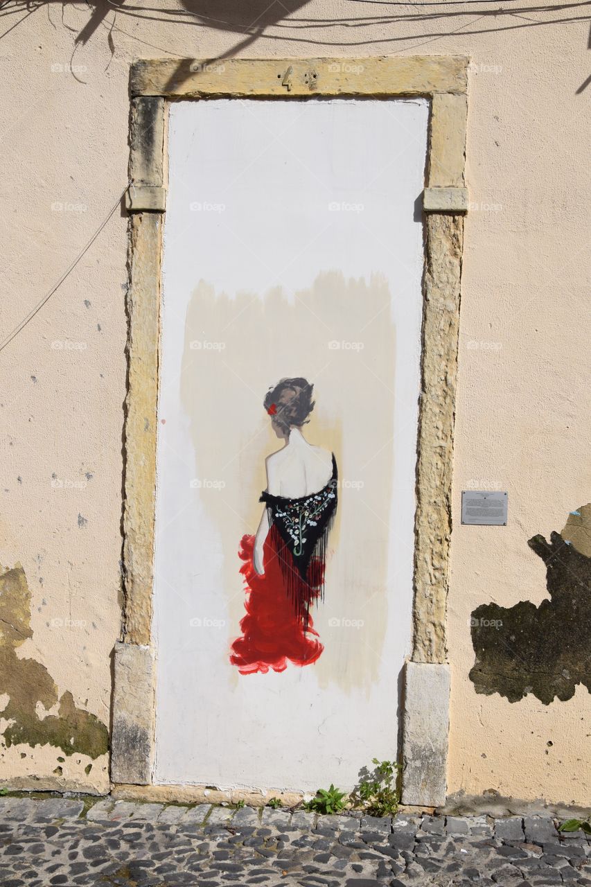 Beautiful street art spotted in Lisbon streets shot with my Nikon 