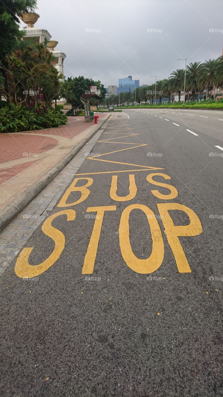 bus stop.  is one among very important location you should know,,, this bus stop is the  most nearest access to the one among the best casino in Macau this is located at Marginal. de Lotus. Avenue in Macau,