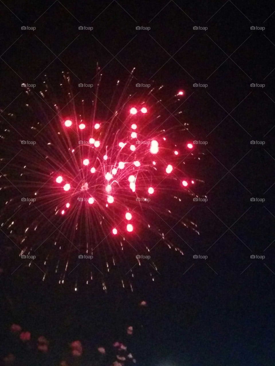 Red burst. 4th of July 2014 fireworks taken in Jackson, AL.