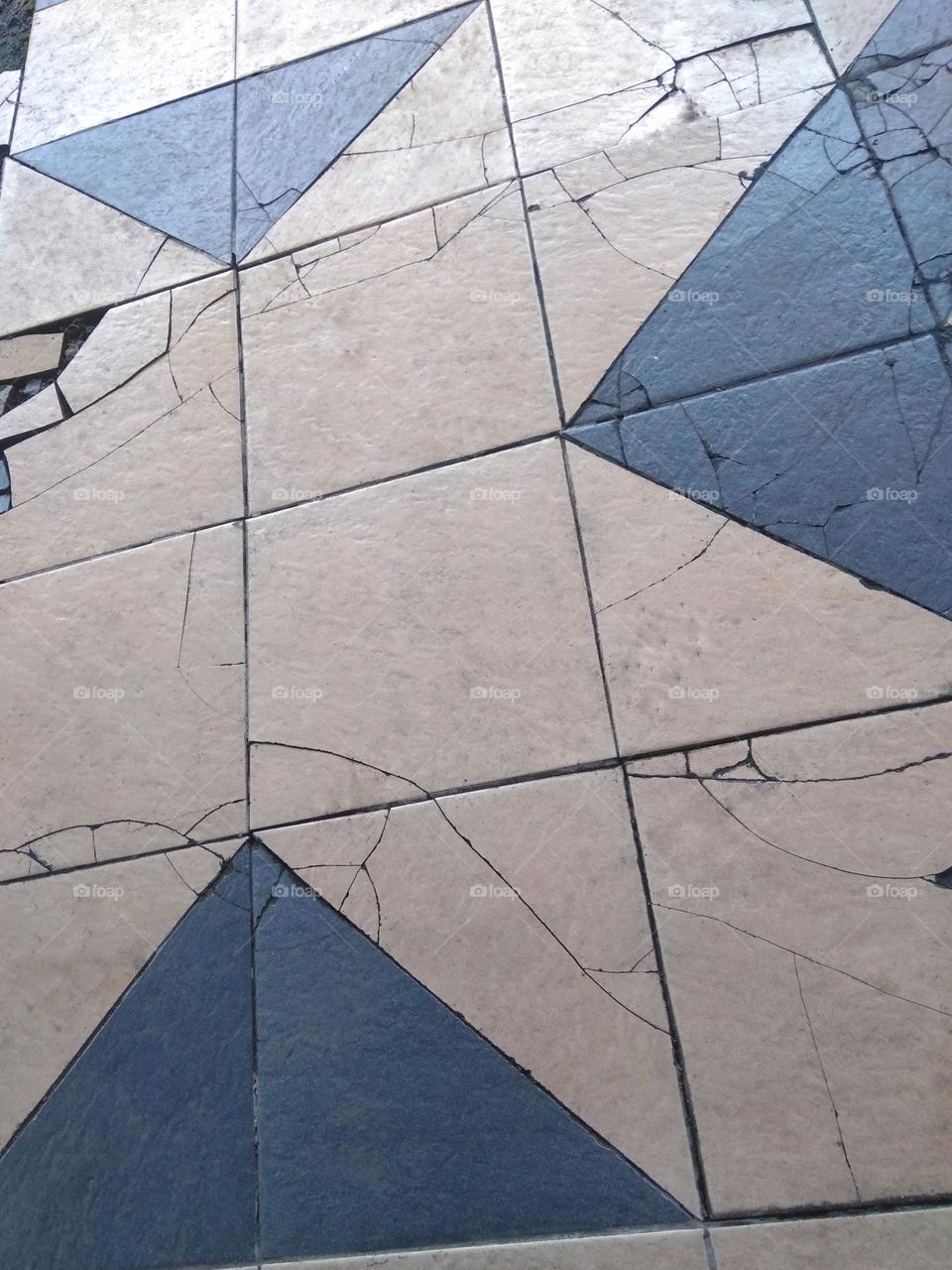 Triangle shape on the floor