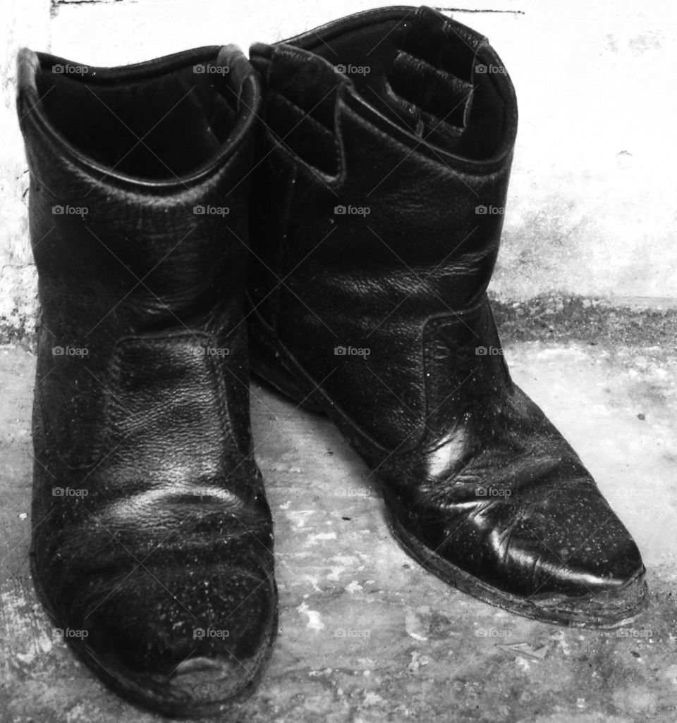 These shoes are made of locally produced leather and at an affordable price, I used to wear this one often for work