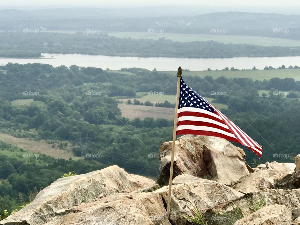 Flag @ Pinnacle Mountain State Park