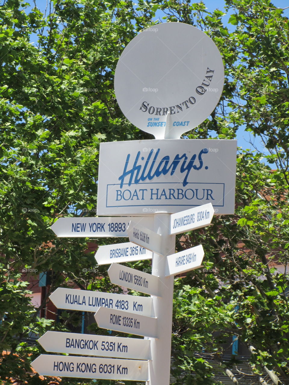 Distance Sign at Sorrento Quay 