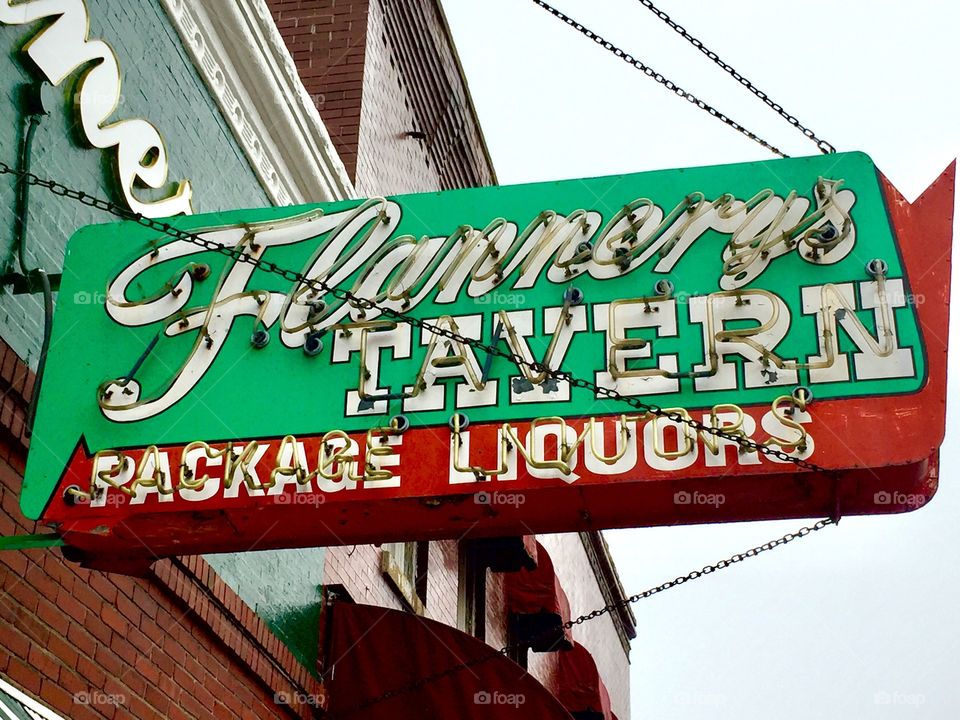 Flannery's Tavern Vintage Neon Sign 