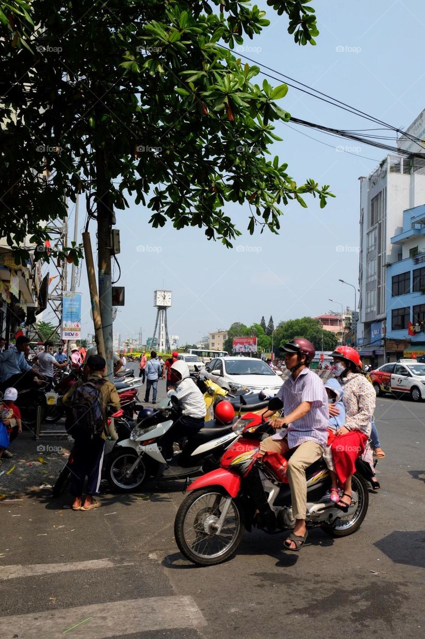 Commuting series: Motorcycles and scooters