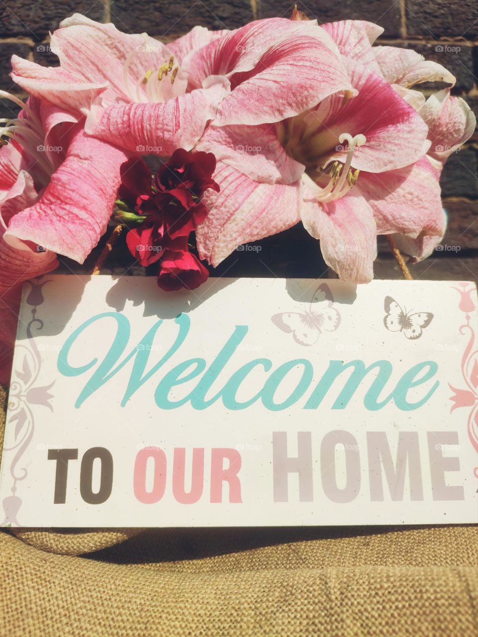 Welcome To Our Home, Flower bouquet