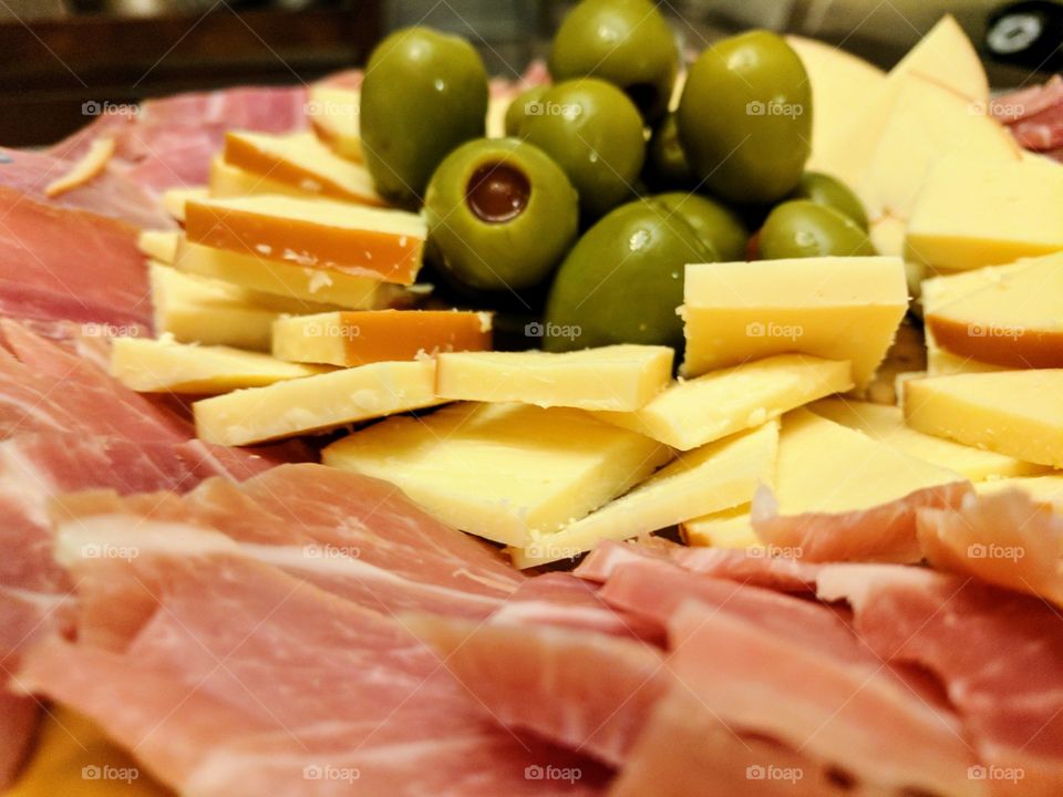 Cheese and Prosciutto Tray