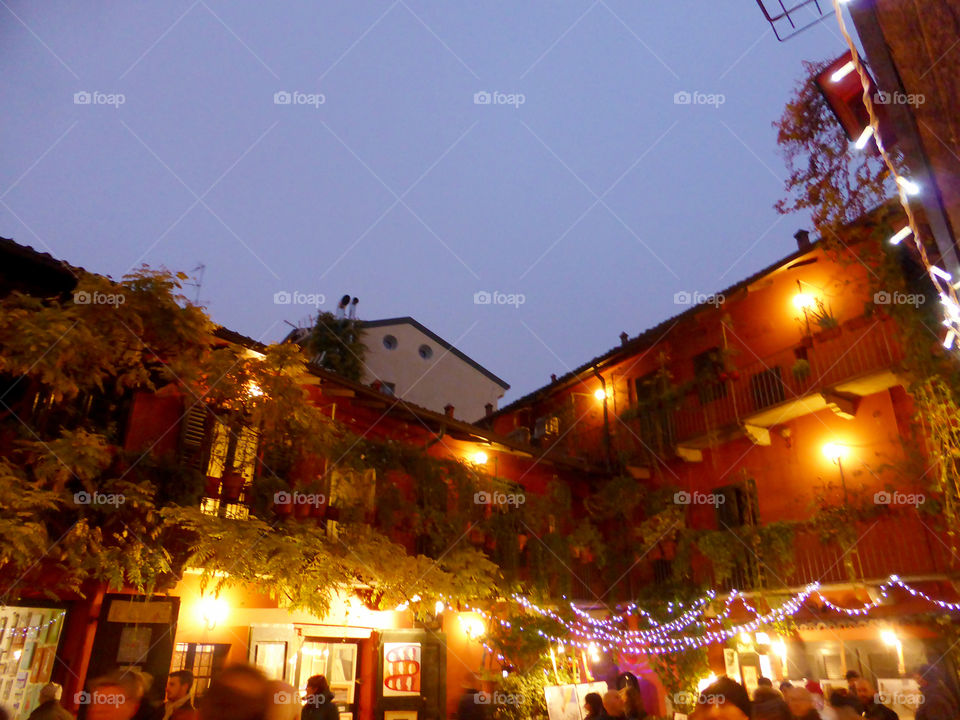 A corner of Milan at night