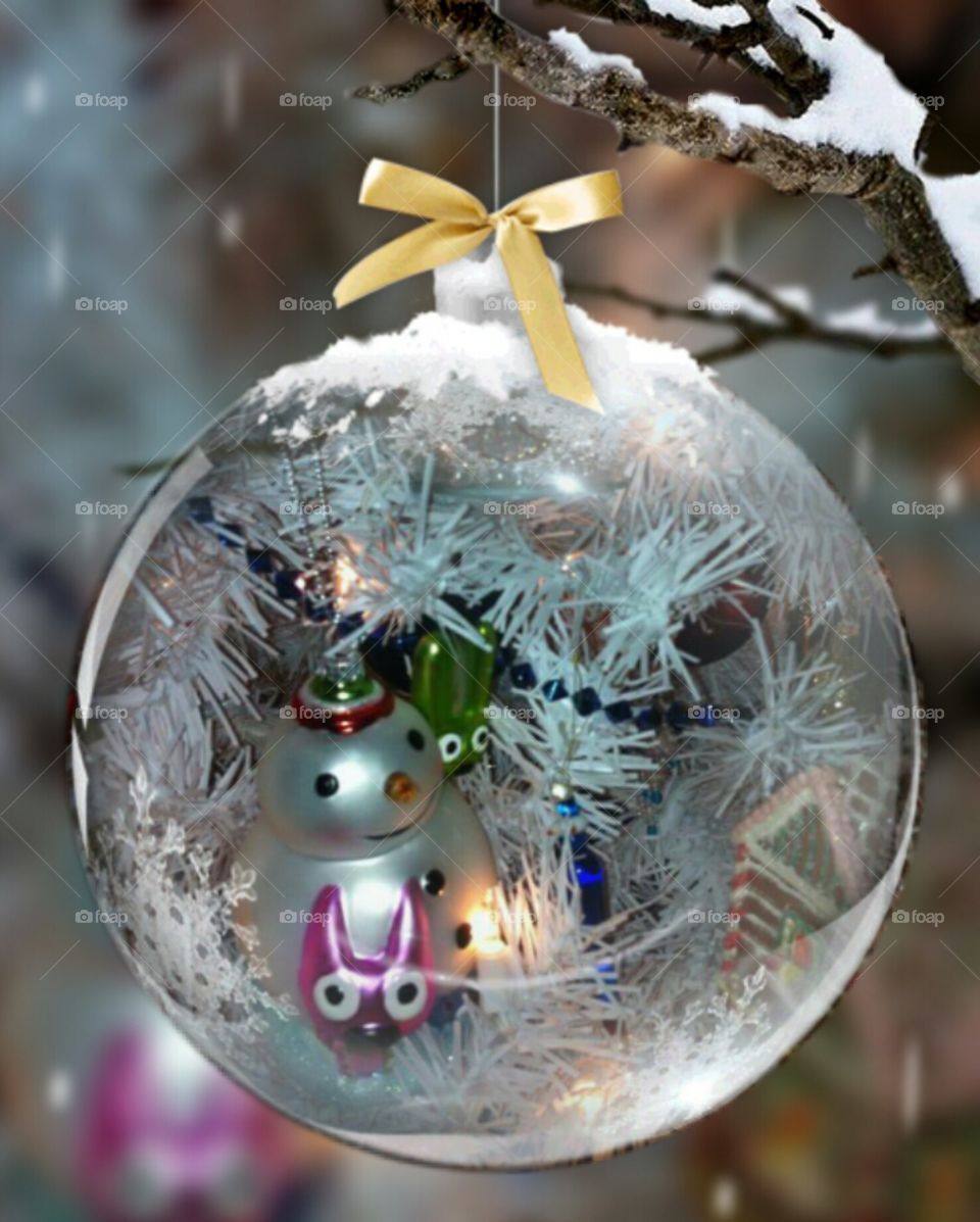 Hoops and Yoyo Ornament