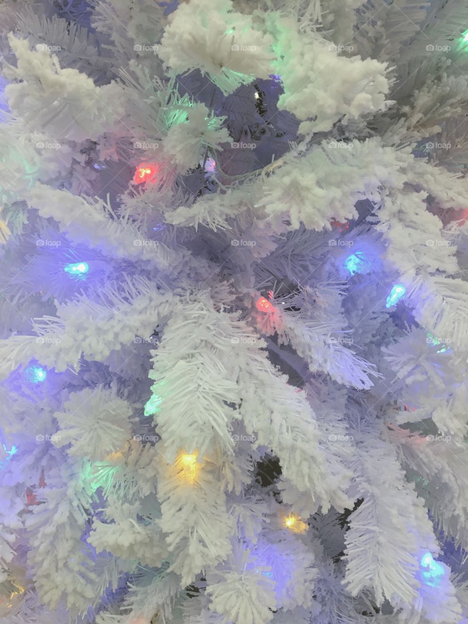 Flocked Christmas tree