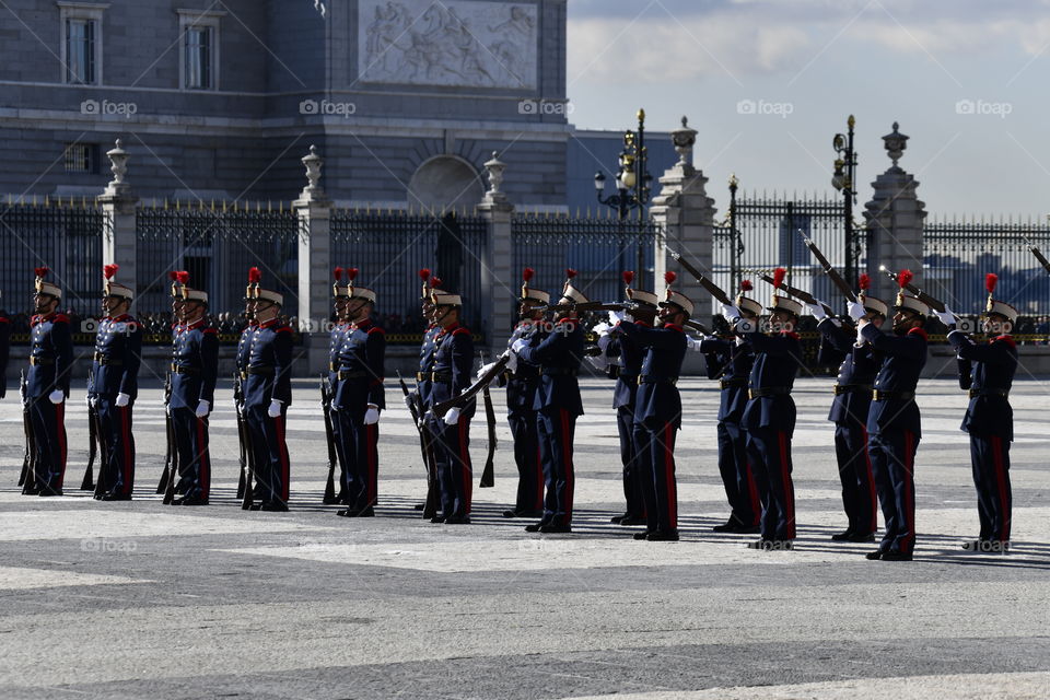 Cambio de guardia, Palacio Real, Madrid, España - Change of guard, Palacio Real, Madrid, Spain