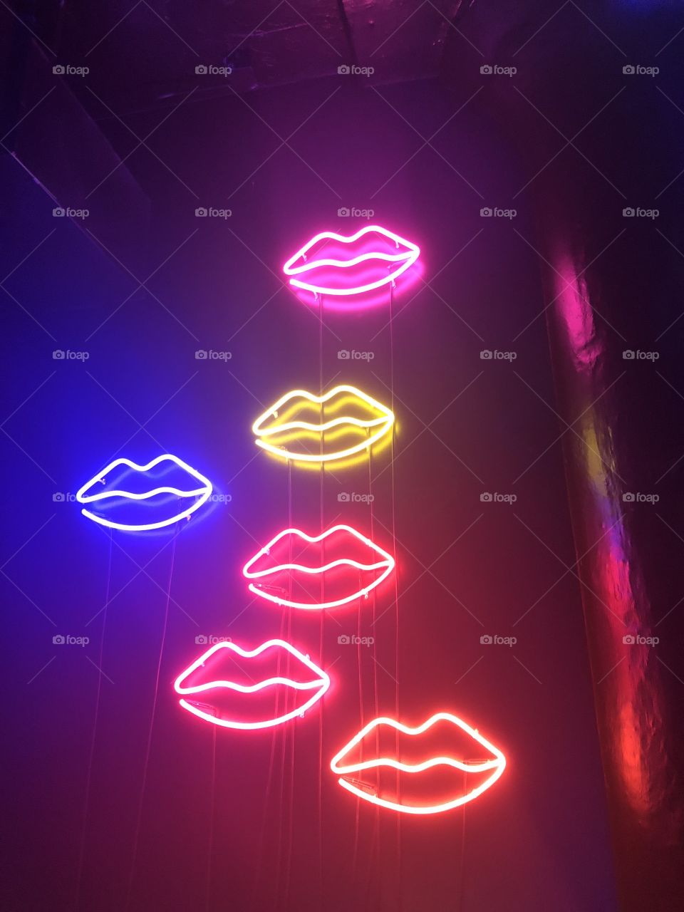 Neon lips