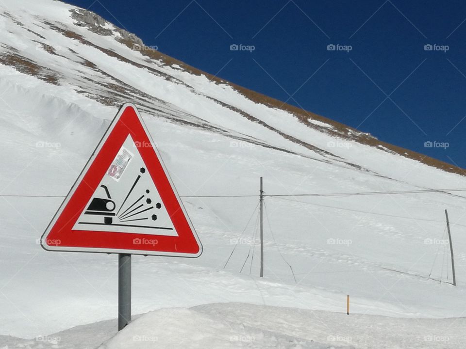 Strange street signals on the snow.😉 2000 mt altitude