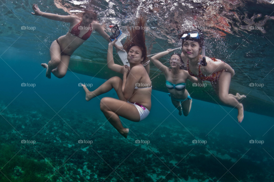 fun girls philippines diving by paulcowell