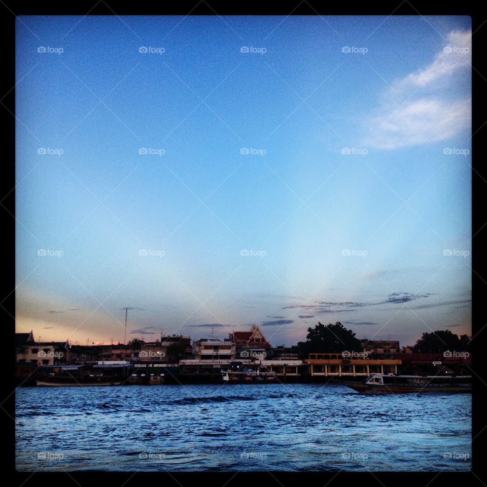 What's the light . Beside the Chao Praya river