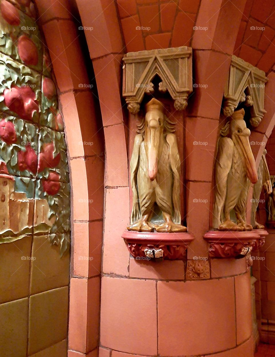 Rathskeller Design Features