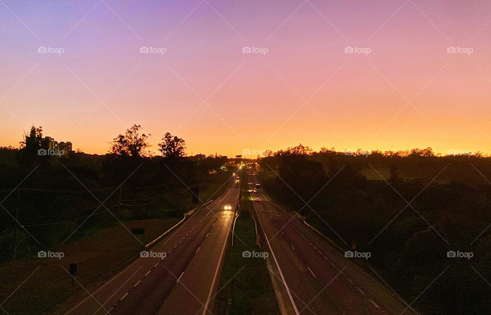 🌄🇺🇸 An extremely beautiful dawn in Jundiaí, interior of Brazil. Cheer the nature! / 🇧🇷 Um amanhecer extremamente bonito em Jundiaí, interior do Brasil. Viva a natureza! 
