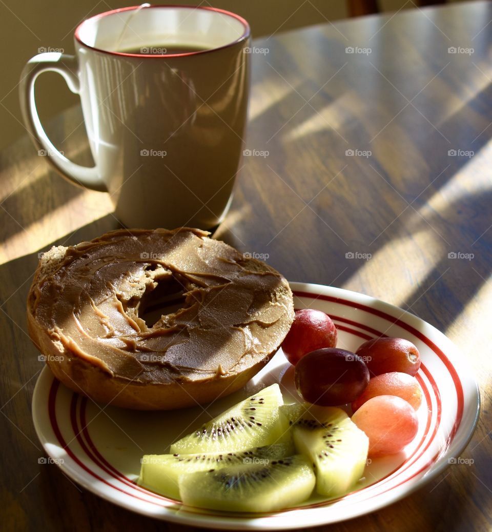 Snacks of the world, bagel with peanut butter and fruit