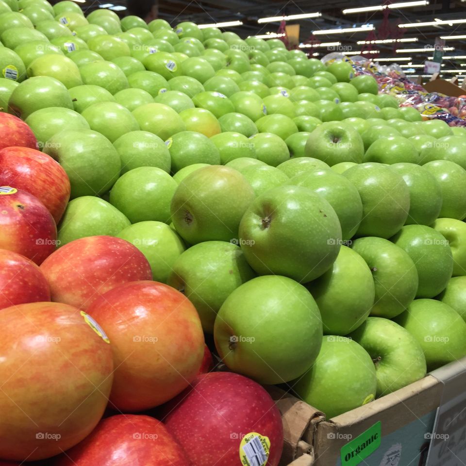 Green and red apples