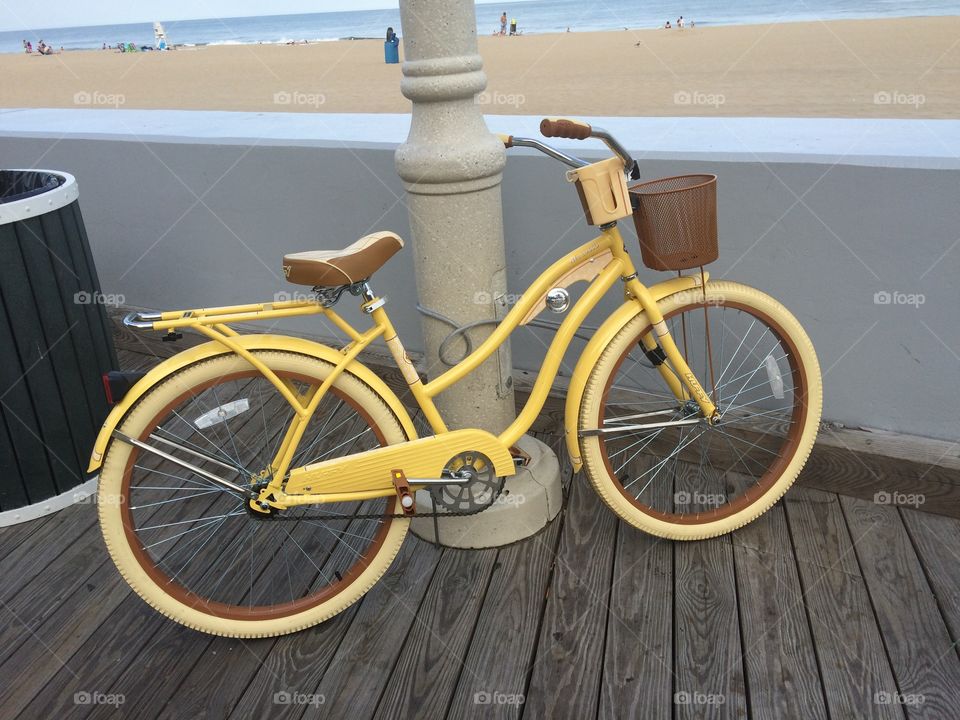 Yellow bike 