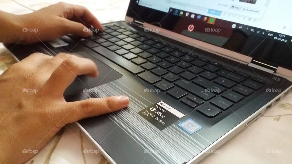 Laptop