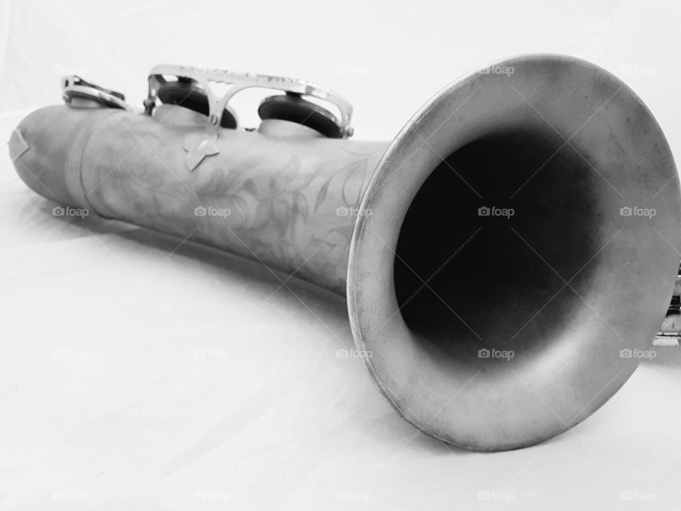 Tenor saxophone bell