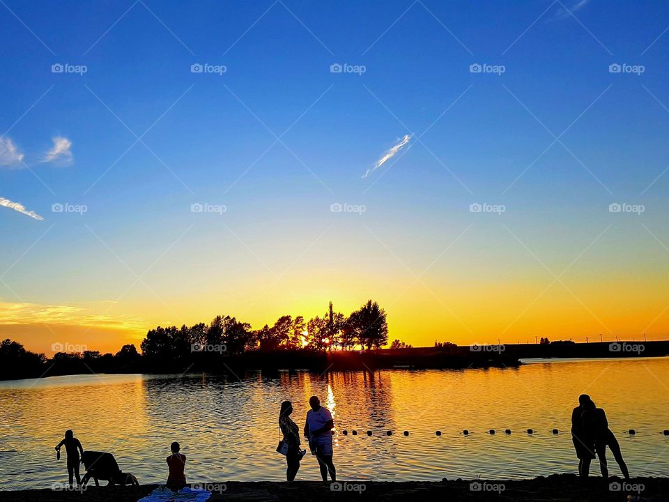 sunset at Ghioroc lake