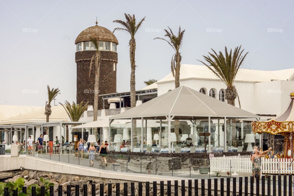 Caleta de Fuste marina area bars and restaurants