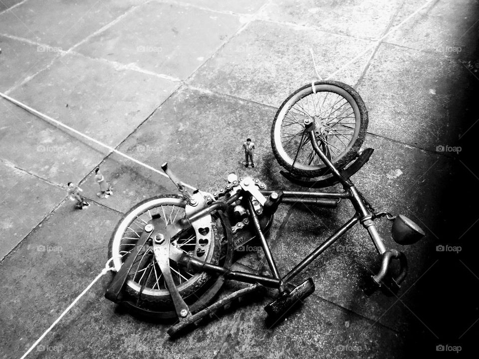 Fall into the trap of the Lililiput