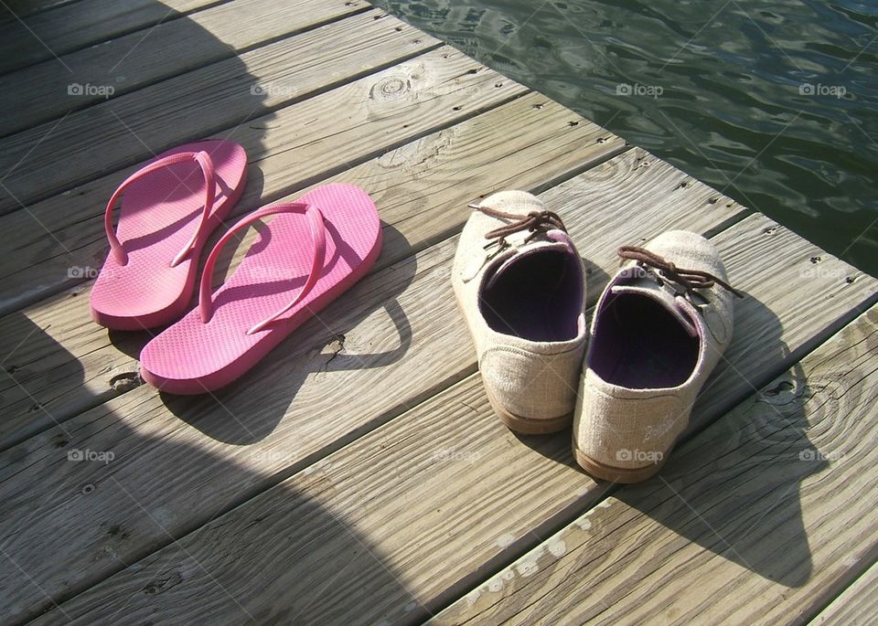 dock shoes