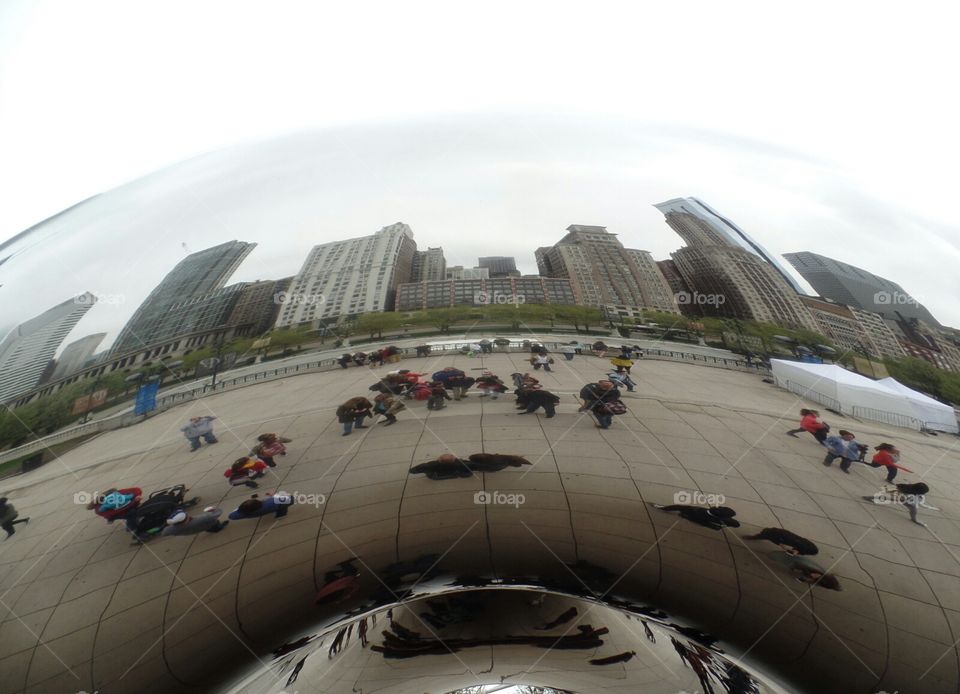 Skyline of Chicago seen through the Bean