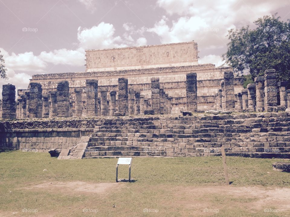 Mayan ruin 