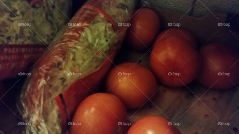tomatoes and shredded cabbage