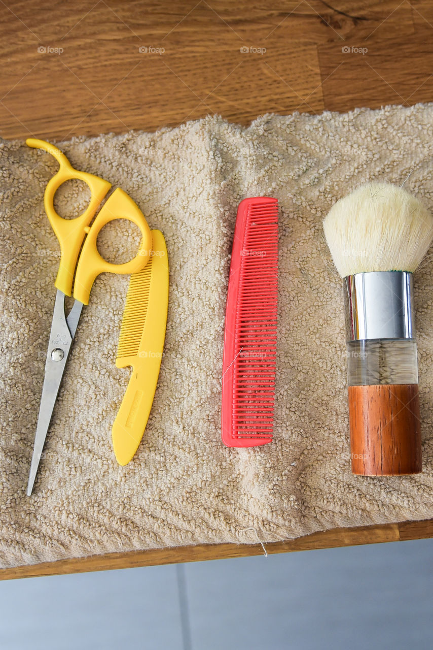 tools for DIY haircut