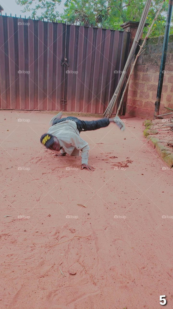 breakdance