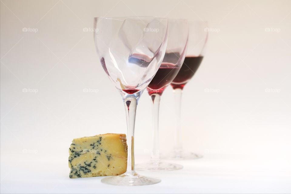 Blue cheese and red wine 