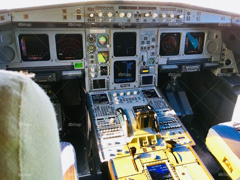 Inside the plane’s Cockpit, Airbus A-330, Airplane, flight instruments 